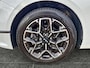 Kia Ceed SW DynamicPlusLine 1.5 T-GDi 160pk | DODEHOEK WAARSCHUW. | ALL-SEASON BANDEN | FULL LED | CAMERA | KEYLESS | ELEK. A. KLEP | NAVI | STOEL + STUURVERW. | APPLE CARPLAY / ANDROID AUTO | ISOFIX |