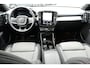 Volvo XC40 2.0 B4 Plus Dark |Premium Audio By Harman en Kardon|Trekhaak Semi Elektrisch | Google Services | Verwarmbare Voorruit | Adaptieve Cruise Control Met Stuurhulp | BLIS Dodehoekdetectie | Keyless Entry | Elektrische Achterklep Met Sensorsturing | Verwarmbare Voorstoelen | Stuurverwarming | Park Assist Voor & Achter incl. Achteruitrijcamera