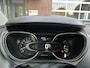 Renault Captur 1.2 TCe Helly Hansen Automaat/ bj.2015/ kleur: rood/ NAP met 136.082 km.en APK tot 10/2027/trekhaak/navigatie/leder