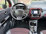 Renault Captur 1.2 TCe Helly Hansen Automaat/ bj.2015/ kleur: rood/ NAP met 136.082 km.en APK tot 10/2027/trekhaak/navigatie/leder