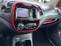 Renault Captur 1.2 TCe Helly Hansen Automaat/ bj.2015/ kleur: rood/ NAP met 136.082 km.en APK tot 10/2027/trekhaak/navigatie/leder