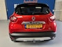 Renault Captur 1.2 TCe Helly Hansen Automaat/ bj.2015/ kleur: rood/ NAP met 136.082 km.en APK tot 10/2027/trekhaak/navigatie/leder