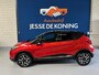 Renault Captur 1.2 TCe Helly Hansen Automaat/ bj.2015/ kleur: rood/ NAP met 136.082 km.en APK tot 10/2027/trekhaak/navigatie/leder