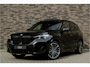 BMW iX1 xDrive30 | M-Sport | Live Cockpit | Panorama | Alcantara/Leder | Memory | Head-Up | ACC | H&K | 20"LM | Saphire Zwart