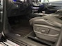 Audi Q5 55 TFSI e Quattro Competition | Luchtvering | Pano | 360 | B&O | Ambient+ | Carplay | Digital Dash | Keyless | Matrix Led | Adaptive | Alcantara Leder | Memory | Stoelverwarming | Afgevlakt Stuur | Memory | Trekhaak | SQ5 Diffuser | Nieuwstaat