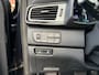 Kia Niro EV E-Niro ExecutiveLine 64 kWh / NL Auto / Full Option / Stoelverwarming en koeling / Camera / ACC / Leder / JBL Audio