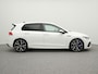 Volkswagen Golf 2.0 TSI R 4Motion | LED Matrix IQ | Achteruitrijcamera | Stoel & Stuurverwarming | Harman / Kardon | Side Assist | DCC |