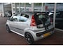 Peugeot 107 1.0-12V Urban Move Nederlandse auto 121433 NAP URBAN MOVE airco cv spoiler lmv 5 drs.