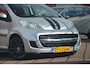 Peugeot 107 1.0-12V Urban Move Nederlandse auto 121433 NAP URBAN MOVE airco cv spoiler lmv 5 drs.