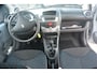 Peugeot 107 1.0-12V Urban Move Nederlandse auto 121433 NAP URBAN MOVE airco cv spoiler lmv 5 drs.