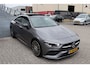 Mercedes-Benz CLA 200 Premium Plus Panoramadak/Night paket//AMG Pakket/Stoelverwarming/Memory seats/Sfeerverlichting/Apple carplay/Achteruitrijcamera/Cruise control/DAB/Navigatie/19 inch LM