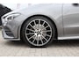 Mercedes-Benz CLA 200 Premium Plus Panoramadak/Night paket//AMG Pakket/Stoelverwarming/Memory seats/Sfeerverlichting/Apple carplay/Achteruitrijcamera/Cruise control/DAB/Navigatie/19 inch LM