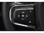 Volvo XC40 B4 197PK Plus Dark | Trekhaak | Getint Glas | Verwarmbare voorruit |
