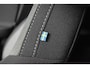 Volvo XC40 B4 197PK Plus Dark | Trekhaak | Getint Glas | Verwarmbare voorruit |