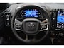 Volvo XC40 B4 197PK Plus Dark | Trekhaak | Getint Glas | Verwarmbare voorruit |