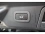 Land Rover Range Rover Velar 2.0 I4 Turbo AWD R-Dynamic Panoramadak/Apple carplay/Elektrische trekhaak/Meridian sound/360 graden camera/Memory seat/Sfeerverlichting/Elektrische kofferklep