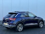 Volkswagen T-Roc 1.5 TSI 150pk Sport PANO DAK I FULL LED I TREKHAAK I DIGI DISPLAY I PDC V+A I ORG.NL + NAP