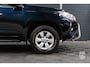 Toyota Land Cruiser 2.8 D-4D-F Challenger Window Van