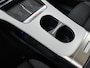 Mercedes-Benz GLC 250 Business Solution AMG 85 kWh | Advanced Plus pakket | Nightpakket | Parkeerpakket | Sportstoelen pakket | Panoramisch dak | MB Charge Home | URBAN GUARD | 20” vijfspaaks lichtmetalen AMG-velgen |