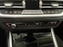 BMW 3-Serie Touring 330e Touring SportLine PHEV 292 PK AUT Navi Carplay Camera Achter PDC V+A Winterpack Sport Stoelen Active Protection Ambiance Licht
