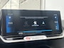 Peugeot 208 Allure Pack 1.2 | CAMERA | PARELMOER! | KEYLESS START | EXTRA GETINTE ACHTERRUITEN | 3D i-COCKPIT® | NAVI | ACHTERSPOILER