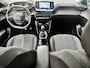 Peugeot 208 Allure Pack 1.2 | CAMERA | PARELMOER! | KEYLESS START | EXTRA GETINTE ACHTERRUITEN | 3D i-COCKPIT® | NAVI | ACHTERSPOILER