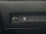 Peugeot 208 Allure Pack 1.2 | CAMERA | PARELMOER! | KEYLESS START | EXTRA GETINTE ACHTERRUITEN | 3D i-COCKPIT® | NAVI | ACHTERSPOILER