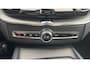 Volvo XC60 2.0 T6 PLUG-IN HYBRID 406PK AWD ULTIMATE BLACK EDITION SOH 100% / NAVI / LEDER / CLIMA / FULL-LED / 21" LMV / PANO. DAK / KEYLESS / CARPLAY / HEICO UITLAAT / ADAPT. CRUISECONTROL / ELEKTR. TREKHAAK / WINTERPAKKET / ORG. NL. / NIEUWSTAAT !!