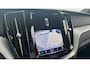 Volvo XC60 2.0 T6 PLUG-IN HYBRID 406PK AWD ULTIMATE BLACK EDITION SOH 100% / NAVI / LEDER / CLIMA / FULL-LED / 21" LMV / PANO. DAK / KEYLESS / CARPLAY / HEICO UITLAAT / ADAPT. CRUISECONTROL / ELEKTR. TREKHAAK / WINTERPAKKET / ORG. NL. / NIEUWSTAAT !!