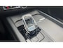 Volvo XC60 2.0 T6 PLUG-IN HYBRID 406PK AWD ULTIMATE BLACK EDITION SOH 100% / NAVI / LEDER / CLIMA / FULL-LED / 21" LMV / PANO. DAK / KEYLESS / CARPLAY / HEICO UITLAAT / ADAPT. CRUISECONTROL / ELEKTR. TREKHAAK / WINTERPAKKET / ORG. NL. / NIEUWSTAAT !!