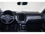 Volvo V90 T6 Recharge AWD Plus Bright - Panorama/schuifdak - IntelliSafe Assist & Surround - 360º Camera - Bowers & Wilkins audio - Adaptieve LED koplampen - Verwarmde voorstoelen, stuur & achterbank - Parkeersensoren voor & achter - Elektr. bedienb. voorstoelen met geheugen - Extra getint glas - Inklapbare trekhaak - 19' LMV