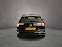 Volkswagen Golf Variant 1.5 eTSI R-Line 150pk DSG Automaat, Adaptive cruise control, Achteruitrijcamera, Stoelverwarming, Stuurverwarming, Parkeersensoren, LED koplampen, App-connect, Climate control