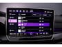 Volkswagen Golf Variant 1.5 eTSI R-Line 150pk DSG Automaat, Adaptive cruise control, Achteruitrijcamera, Stoelverwarming, Stuurverwarming, Parkeersensoren, LED koplampen, App-connect, Climate control