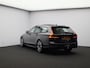 Volvo V90 T8 AWD Plug-in hybrid Ultra Dark / Trekhaak / Pan. dak / Head up displ. / Harman Kardon / Stoel+stuur+achterbankverwarming