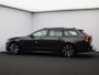 Volvo V90 T8 AWD Plug-in hybrid Ultra Dark / Trekhaak / Pan. dak / Head up displ. / Harman Kardon / Stoel+stuur+achterbankverwarming