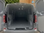 Ford E-Transit Custom Cust. E-Transit L2H1 Limited 71kWh | Stoelverwarming | 17'inch LM | LED | 370KM WLTP | Airco (automatisch) | Apple Carplay/Android Auto|telefoonintegratie premium | Bumpers in carrosseriekleur