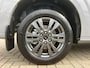 Ford E-Transit Custom Cust. E-Transit L2H1 Limited 71kWh | Stoelverwarming | 17'inch LM | LED | 370KM WLTP | Airco (automatisch) | Apple Carplay/Android Auto|telefoonintegratie premium | Bumpers in carrosseriekleur