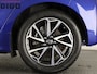 Toyota Yaris 1.5 Hybrid Dynamic Bi-Tone | Apple Carplay & AndroidAUTO | Camera | Lichtmetalen velgen | Privacy Glass |