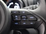 Toyota Yaris 1.5 Hybrid Dynamic Bi-Tone | Apple Carplay & AndroidAUTO | Camera | Lichtmetalen velgen | Privacy Glass |