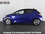 Toyota Yaris 1.5 Hybrid Dynamic Bi-Tone | Apple Carplay & AndroidAUTO | Camera | Lichtmetalen velgen | Privacy Glass |