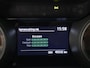 Toyota Yaris 1.5 Hybrid Dynamic Bi-Tone | Apple Carplay & AndroidAUTO | Camera | Lichtmetalen velgen | Privacy Glass |