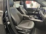 Mercedes-Benz EQB 300 4MATIC AMG LINE 67 KWH ADAPTIVE CRUISE CONTROL 360 CAMERA NAVIGATIE GLAZEN PANORAMA SCHUIF/KANTELDAK RIJSTROOKSENSOREN DODEHOEKSENSOREN KEYLESS GO. ZEER MOOI !!