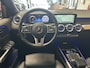 Mercedes-Benz EQB 300 4MATIC AMG LINE 67 KWH ADAPTIVE CRUISE CONTROL 360 CAMERA NAVIGATIE GLAZEN PANORAMA SCHUIF/KANTELDAK RIJSTROOKSENSOREN DODEHOEKSENSOREN KEYLESS GO. ZEER MOOI !!
