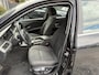 BMW 5-Serie 520d Business Line | Navigatie | Parkeersensoren | Lichtmetalen Velgen | Trekhaak |