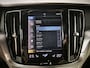 Volvo V60 2.0 B3 Momentum Business | Trekhaak | Panoramadak | Leder | Stoelverwarming |