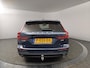 Volvo V60 2.0 B3 Momentum Business | Trekhaak | Panoramadak | Leder | Stoelverwarming |