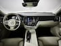 Volvo V60 2.0 B3 Momentum Business | Trekhaak | Panoramadak | Leder | Stoelverwarming |