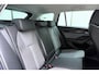Skoda Octavia Combi 1.5 TSI MHEV Business Edition Automaat | Trekhaak wegklapbaar | Navigatie | Stoel & Stuurverwarming | Extra getint glas | Electrische achterklep