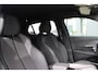 Peugeot e-2008 EV GT 54 kWh | Nieuw model | Fase 3 laden | Navigatie | Camera voor + achter | 18 Inch lichtmetaal |