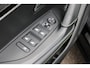 Peugeot e-2008 EV GT 54 kWh | Nieuw model | Fase 3 laden | Navigatie | Camera voor + achter | 18 Inch lichtmetaal |